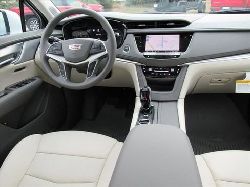 New 2026 Cadillac XT5 Premium Luxury w/ Driver Assist Package FWD image 13