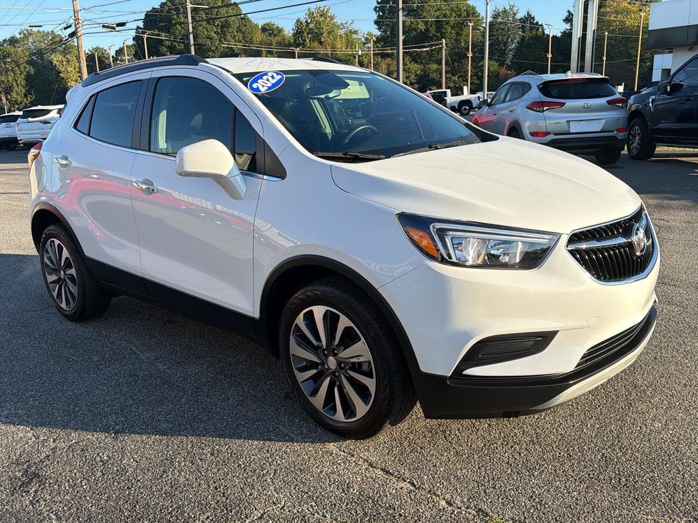 Used 2022 Buick Encore Preferred w/ Safety Package FWD image 13