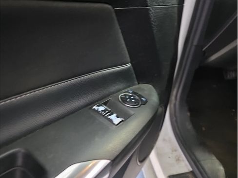 Used 2018 Ford Mustang Coupe w/ Ecoboost Performance Package image 19