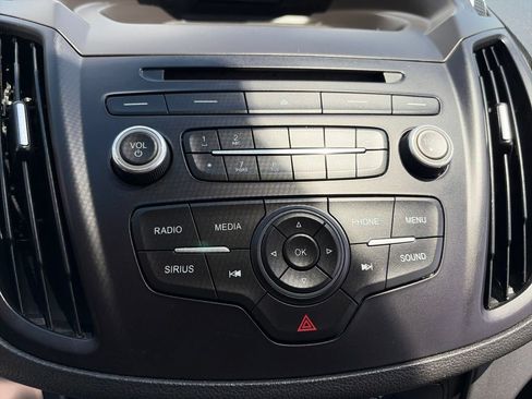 Used 2017 Ford Escape SE FWD image 21