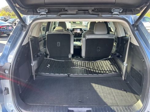 Used 2022 Toyota Highlander Limited image 8
