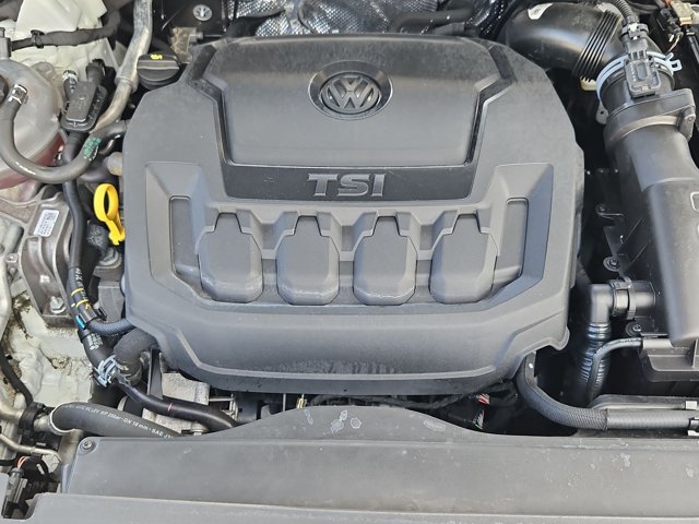 Used 2024 Volkswagen Tiguan SE R-Line FWD image 24