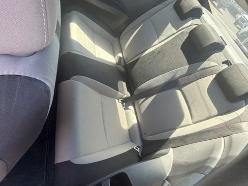 Used 2018 Honda Civic EX-T image 9