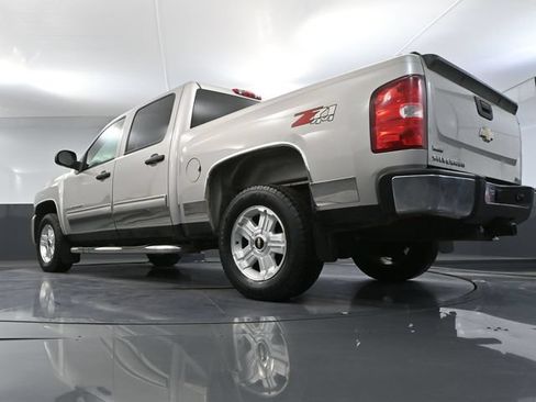 Used 2009 Chevrolet Silverado 1500 LT w/ Power Pack Plus AWD/4WD image 43