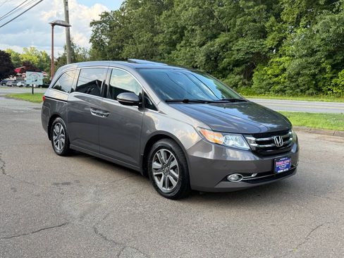 Used 2014 Honda Odyssey Touring Elite image 8