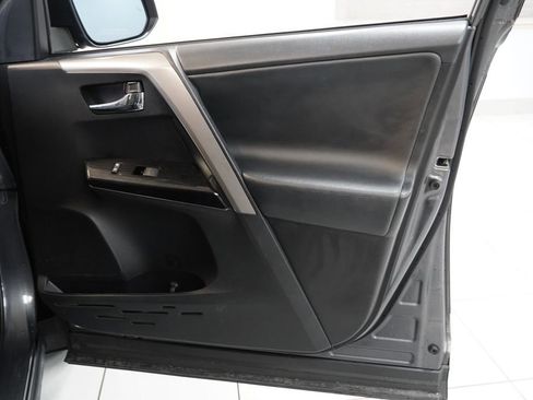 Used 2018 Toyota RAV4 Limited w/ All Weather Liner Package image 34