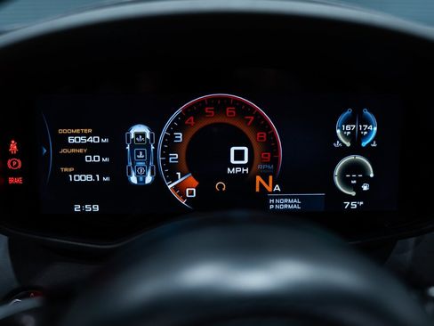 Used 2018 McLaren 570S Spider image 20