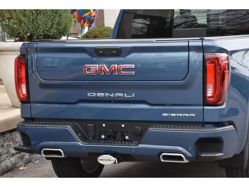 Used 2024 GMC Sierra 1500 Denali image 28