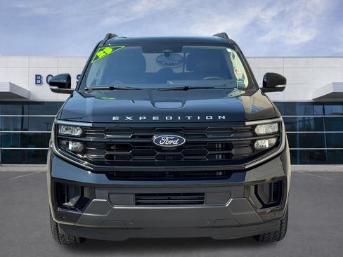 Used 2025 Ford Expedition Active AWD/4WD image 47