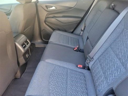 Certified 2023 Chevrolet Equinox LT w/ Driver Convenience Package image 8