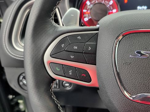 Used 2022 Dodge Challenger SRT Hellcat image 32