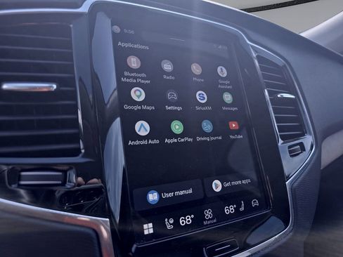 Certified 2025 Volvo XC90 B6 Plus AWD/4WD image 31