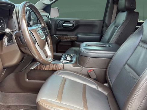 Used 2019 GMC Sierra 1500 Denali w/ Denali Ultimate Package AWD/4WD image 17