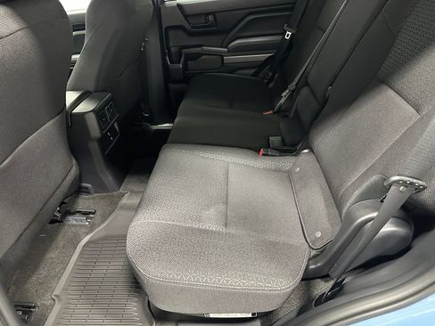 Used 2025 Toyota 4Runner SR5 AWD/4WD image 42