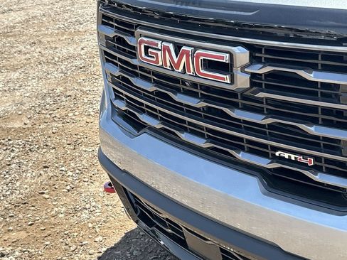 New 2026 GMC Acadia AT4 w/ Luxury Package AWD/4WD image 31