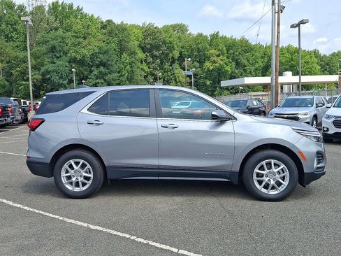 Used 2023 Chevrolet Equinox LT AWD/4WD image 7