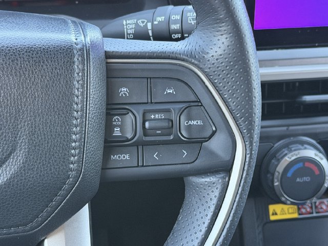 Used 2026 Toyota 4Runner TRD Off-Road Premium AWD/4WD image 14