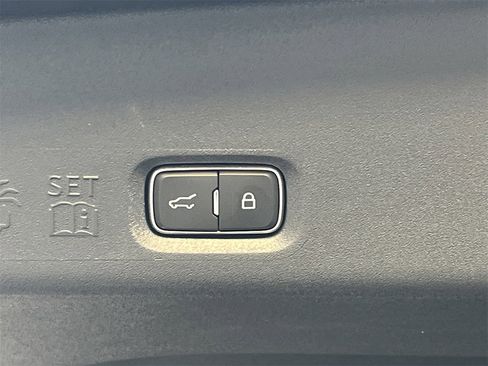 New 2025 Ford Expedition Max Platinum w/ Driver's Package image 25