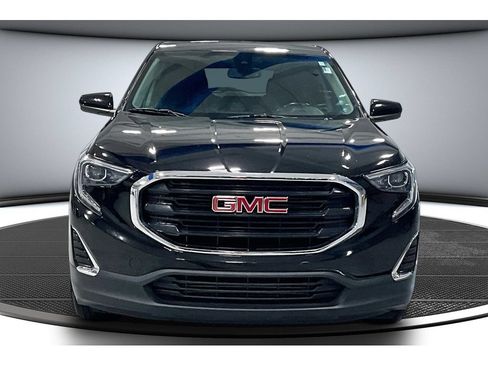 Used 2020 GMC Terrain SLE FWD image 4