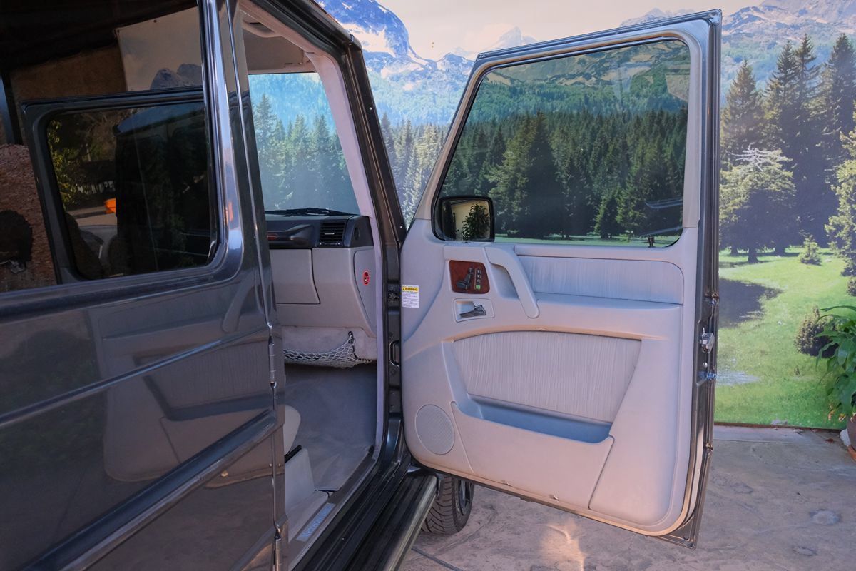 Used 2004 Mercedes-Benz G 500 image 28