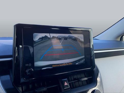 Used 2023 Toyota Corolla LE FWD image 52