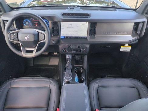 New 2025 Ford Bronco Badlands image 14