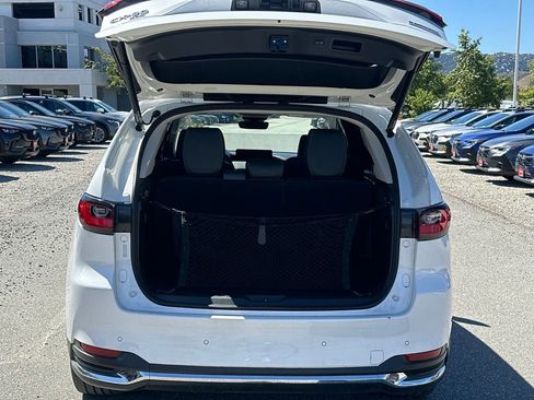 Used 2024 MAZDA CX-90 Plug-In Hybrid w/ Premium Pkg AWD/4WD image 3