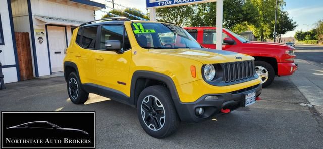 Used 2017 Jeep Renegade Trailhawk AWD/4WD image 1
