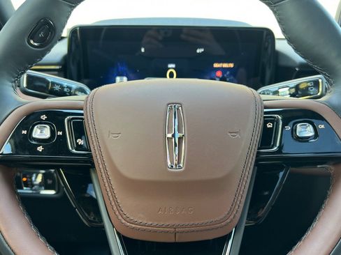 New 2026 Lincoln Aviator Reserve AWD/4WD image 23