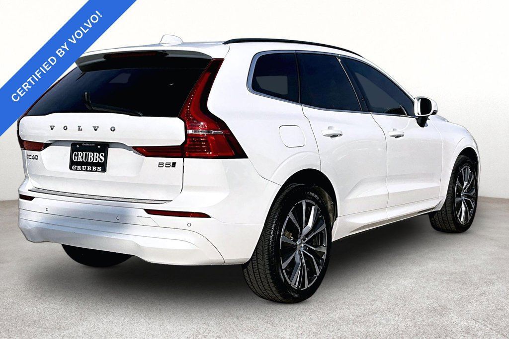Used 2022 Volvo XC60 B5 Momentum w/ Climate Package AWD/4WD image 1