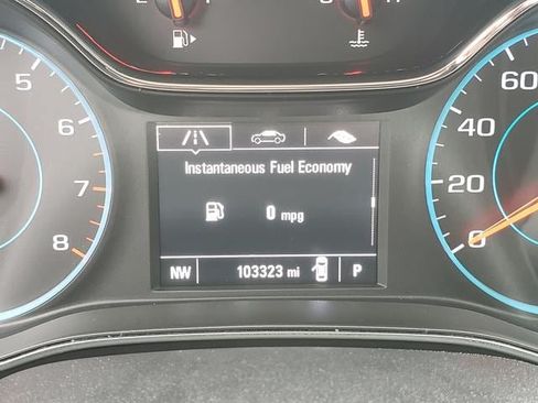 Used 2017 Chevrolet Cruze LT w/ Convenience Package FWD image 27