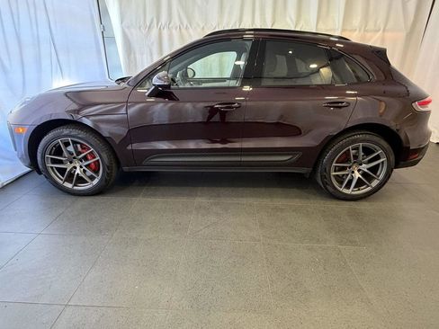 Certified 2023 Porsche Macan S AWD/4WD image 2