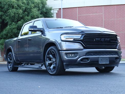 Used 2023 RAM 1500 Limited AWD/4WD image 2
