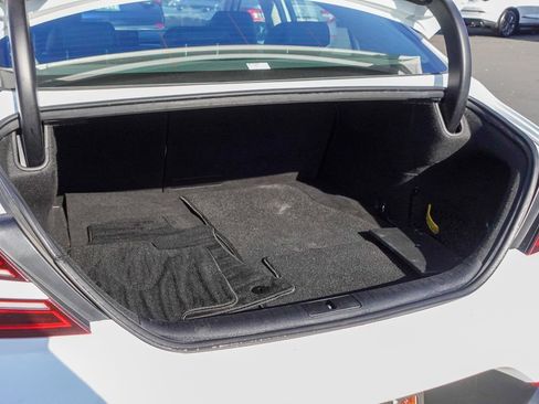 Used 2022 Genesis G70 3.3T image 27