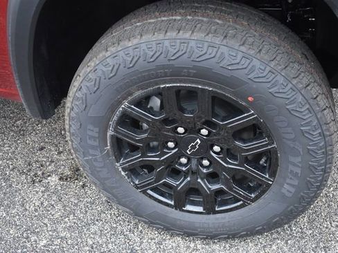 New 2026 Chevrolet Colorado Trail Boss AWD/4WD image 12