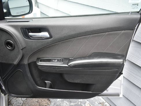 Used 2021 Dodge Charger R/T w/ Harman/Kardon Audio Group RWD image 39