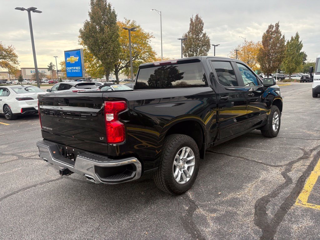 Used 2023 Chevrolet Silverado 1500 LT AWD/4WD image 3