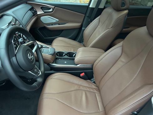 Used 2025 Acura RDX SH-AWD w/ Technology Package image 29