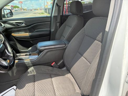 Used 2017 GMC Acadia SLE FWD image 31