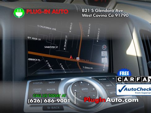 Used 2010 Nissan 370Z Touring image 21