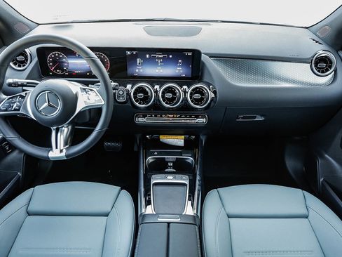 New 2026 Mercedes-Benz GLA 250 image 10