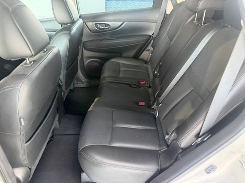 Used 2015 Nissan Rogue SL AWD/4WD image 17