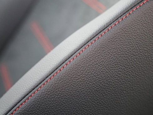 New 2025 Mercedes-Benz GLB 35 AMG 4MATIC image 24