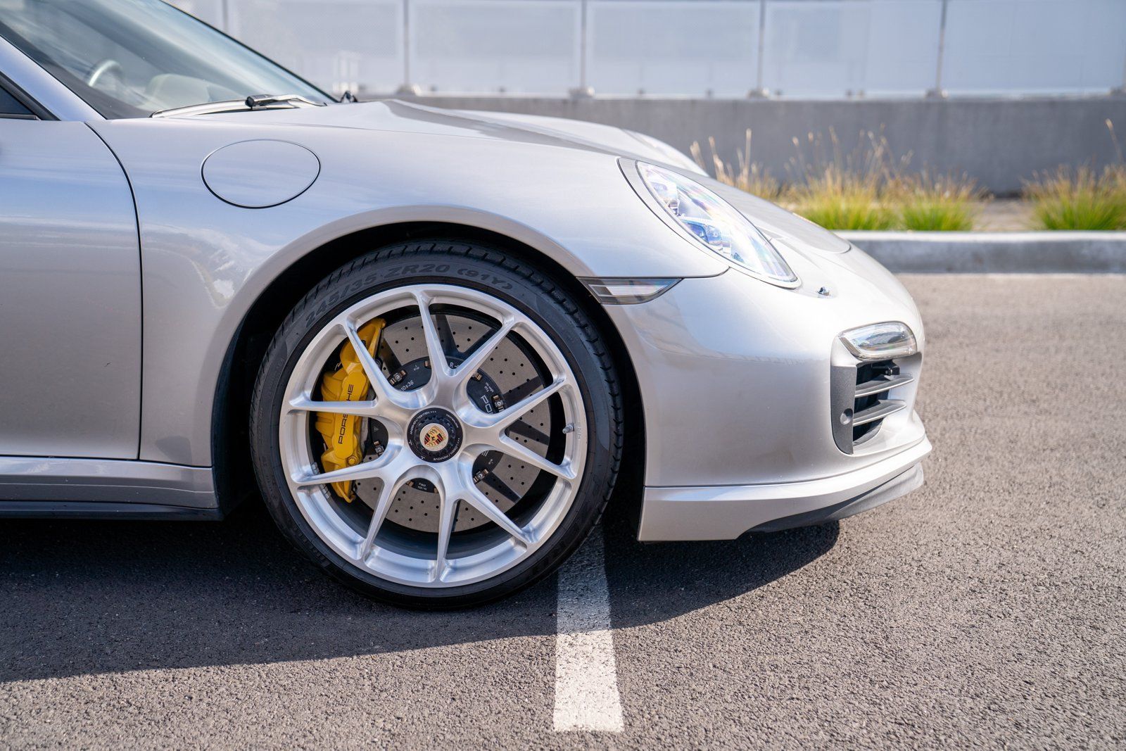 Used 2014 Porsche 911 Turbo S AWD/4WD image 9