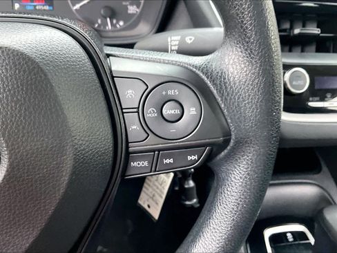 Used 2024 Toyota Corolla LE image 24