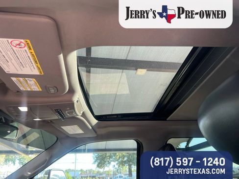 Used 2019 Ford F250 Lariat w/ Lariat Ultimate Package AWD/4WD image 10