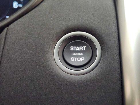 Used 2026 Land Rover Discovery S AWD/4WD image 20