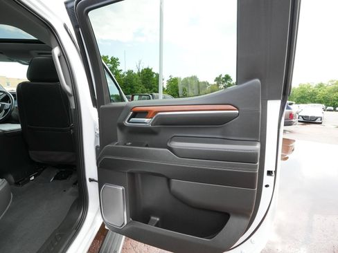 Used 2023 GMC Sierra 1500 Denali AWD/4WD image 14