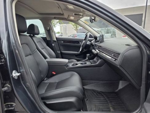 Used 2023 Honda Civic EX-L image 11