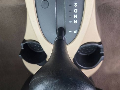 Used 2003 Ford Focus SE FWD image 21